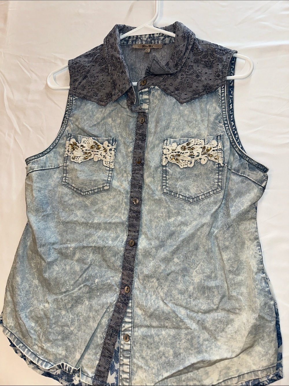 Miss Me Light Blue Acid-Wash Sleeveless Denim Shirt with Dark Blue Trim